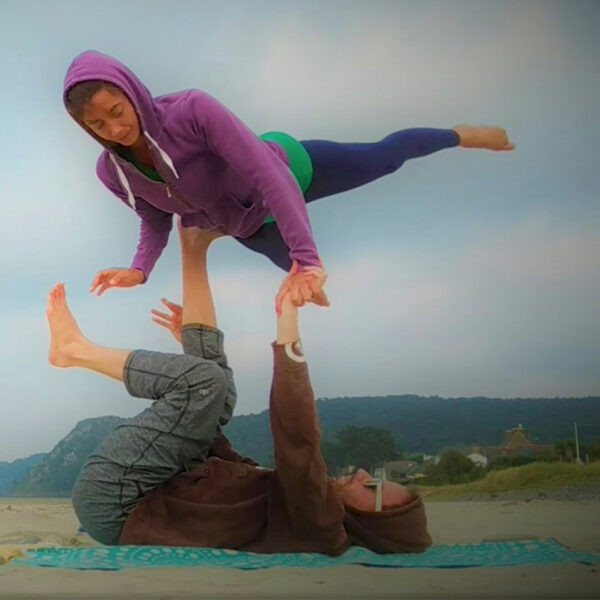 stage-acro-yoga-lorient-vignette
